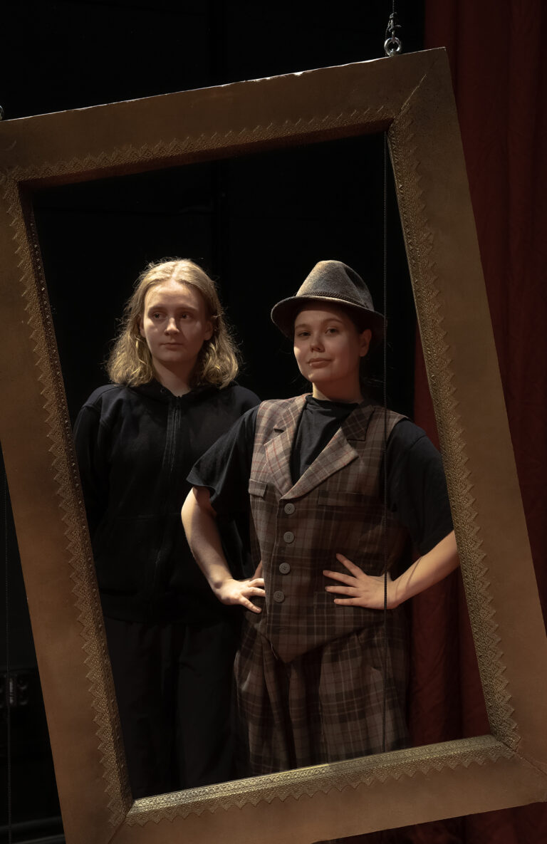 Antigone-näytelmän esityskuva.